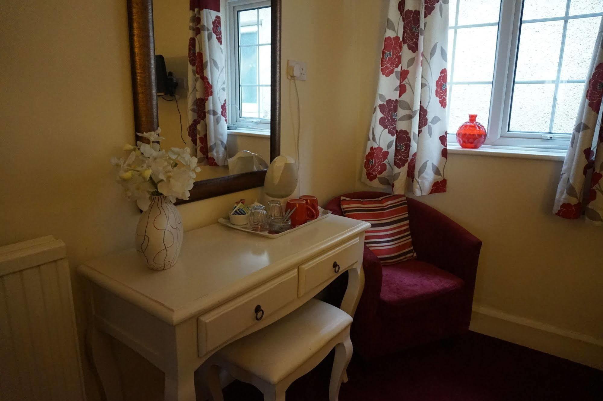 The Ridings Guest House South Hinksey ภายนอก รูปภาพ