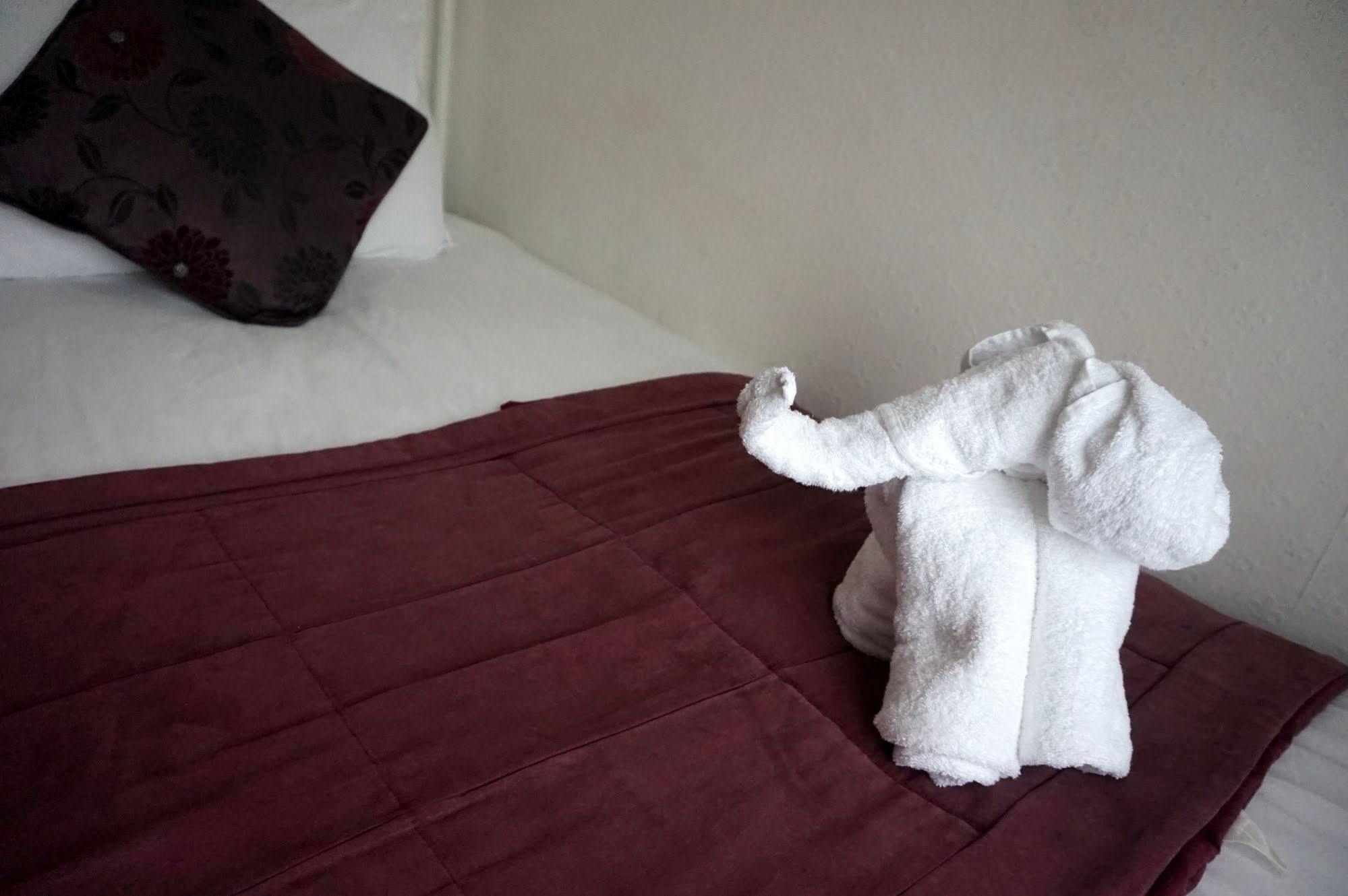 The Ridings Guest House South Hinksey ภายนอก รูปภาพ