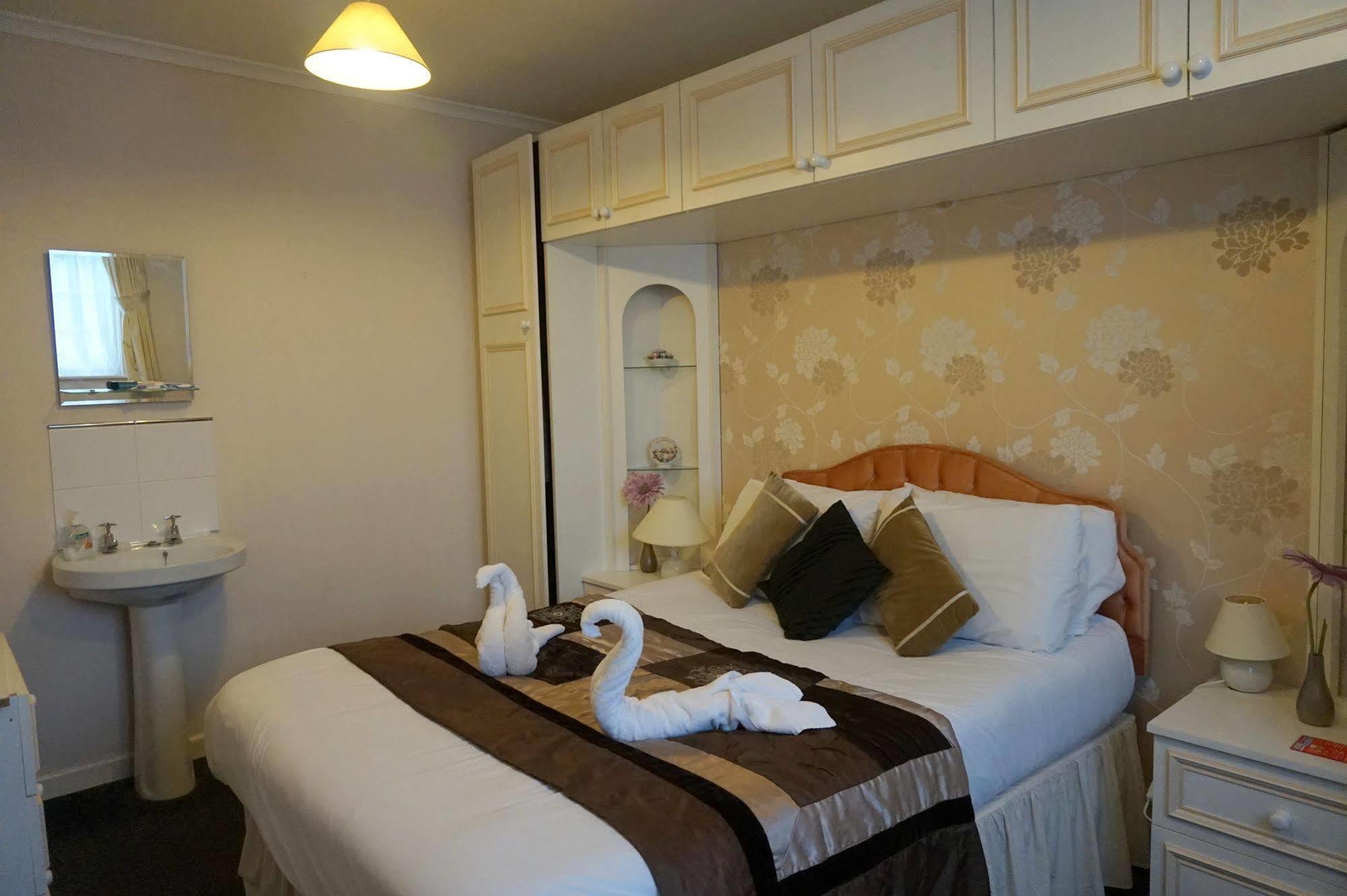The Ridings Guest House South Hinksey ภายนอก รูปภาพ