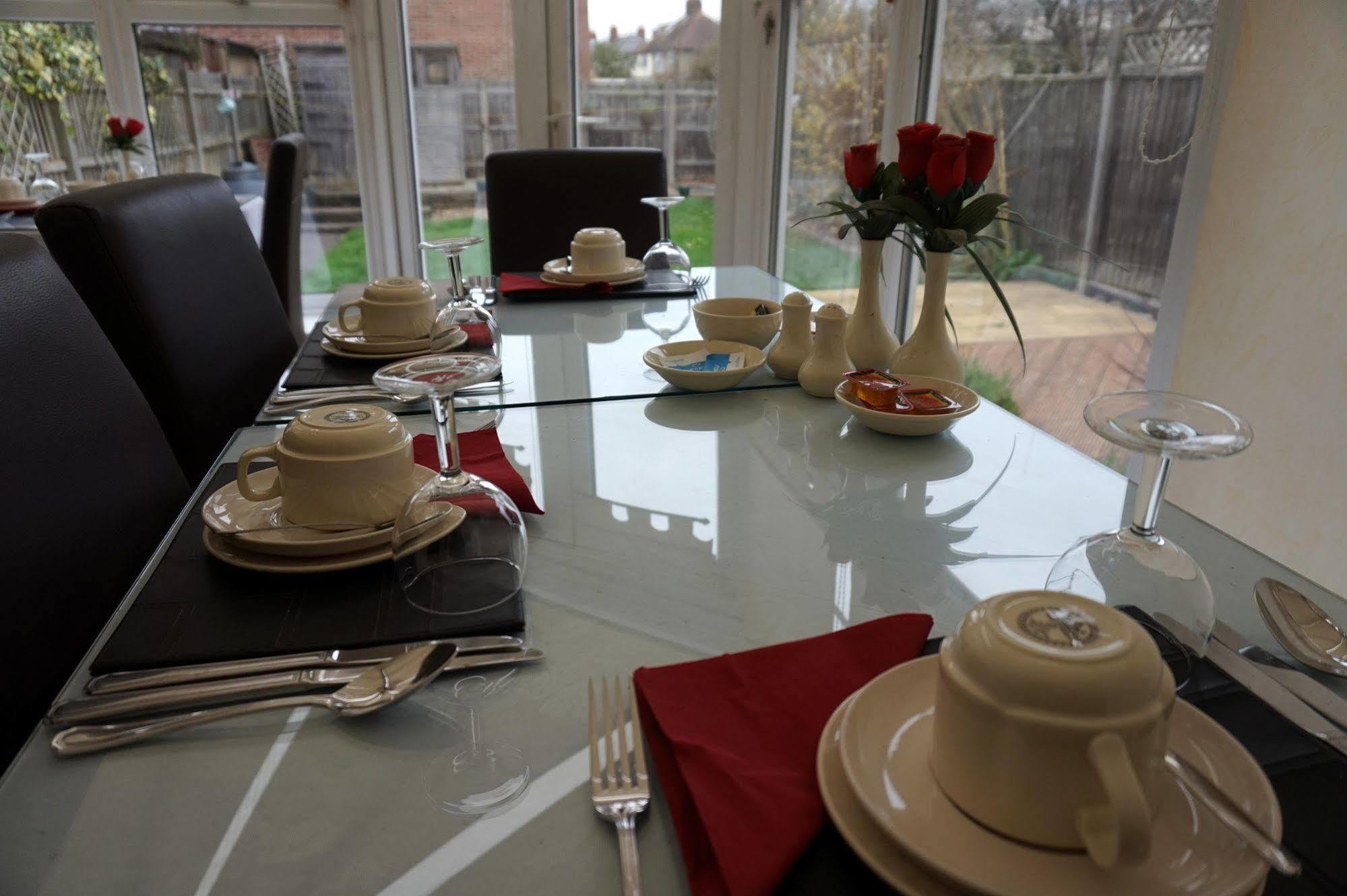 The Ridings Guest House South Hinksey ภายนอก รูปภาพ